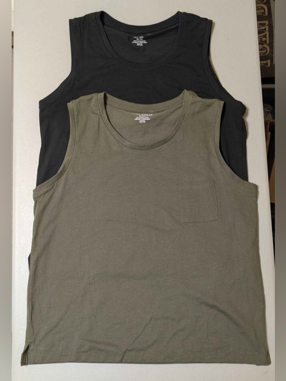 Silver Jeans Co, 2 XL tank tops